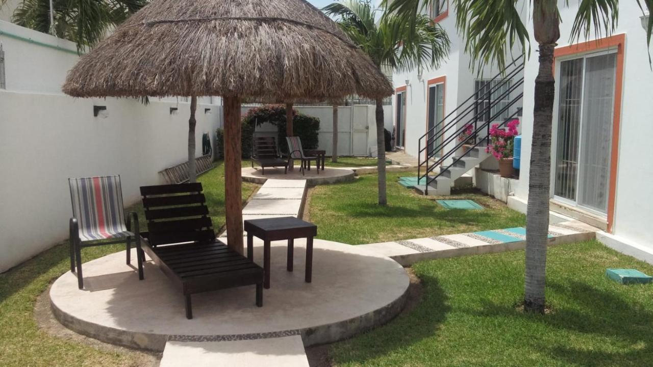 Departamento Vesuvio Apartment Плая дел Кармен Екстериор снимка