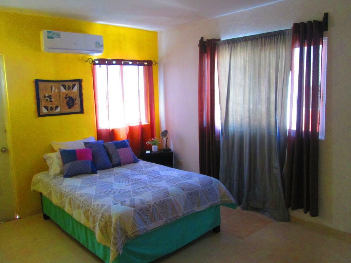 Departamento Vesuvio Apartment Плая дел Кармен Екстериор снимка